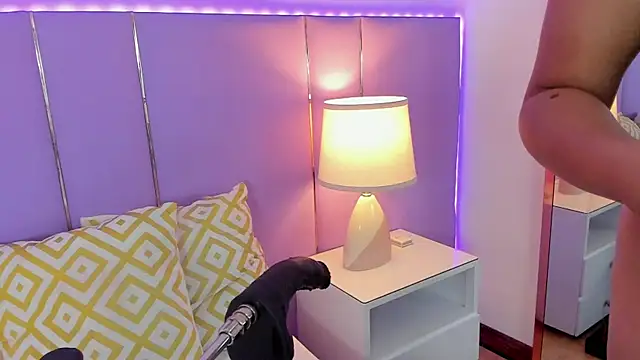 SophyRuiz  online show from March 28, 2026, 11:44 am