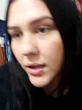 Snapshot of Ariakris chatting on April 20, 2026, 12:46 am Ariakris online show from April 20, 2026, 12:46 am