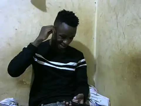 swthairydic online show from March 21, 2025, 8:39 am