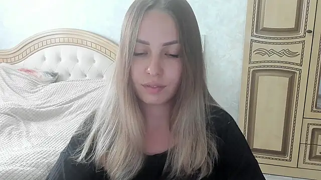 Mia shy1 online show from October 26, 2025, 10:04 am