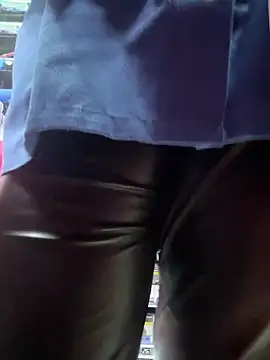 MikyVesela online show from December 6, 2024, 5:49 pm