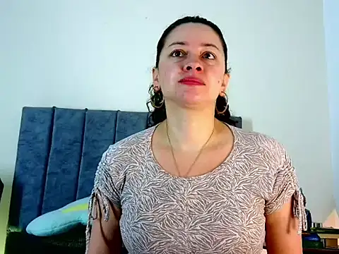 Snapshot of ArtesanaMK chatting on October 7, 2025, 11:22 am ArtesanaMK online show from October 7, 2025, 11:22 am