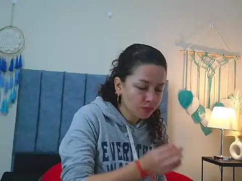 Snapshot of ArtesanaMK chatting on October 20, 2025, 11:22 am ArtesanaMK online show from October 20, 2025, 11:22 am