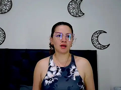 Snapshot of ArtesanaMK chatting on September 26, 2025, 11:28 am ArtesanaMK online show from September 26, 2025, 11:28 am