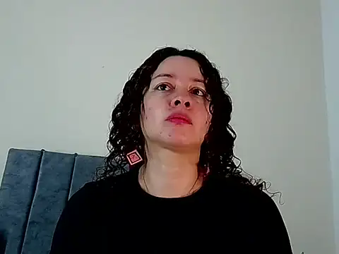 Snapshot of ArtesanaMK chatting on October 12, 2025, 11:22 am ArtesanaMK online show from October 12, 2025, 11:22 am