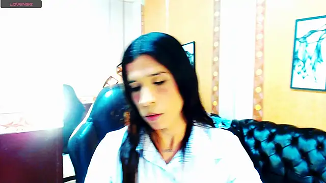 SaraSofia44 online show from September 15, 2025, 11:27 pm