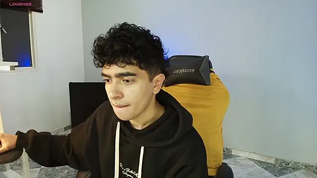  nickconnor01 online show from September 10, 2025, 11:15 pm