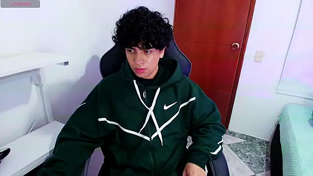  nickconnor01 online show from March 15, 2025, 11:17 pm