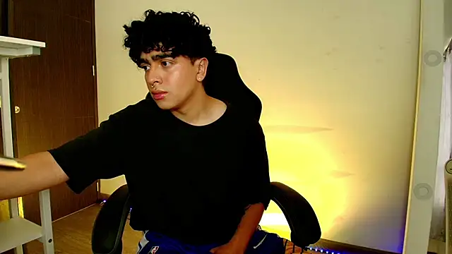  nickconnor01 online show from February 8, 2025, 7:59 pm