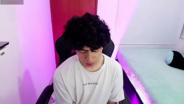  nickconnor01 online show from March 11, 2025, 8:20 pm