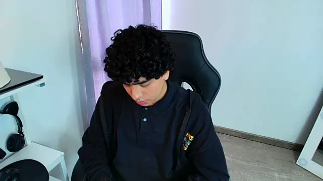  nickconnor01 online show from January 11, 2025, 10:18 pm