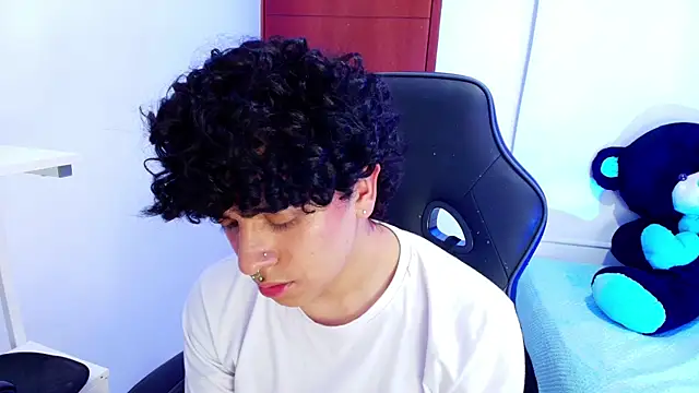  nickconnor01 online show from March 16, 2025, 10:42 pm