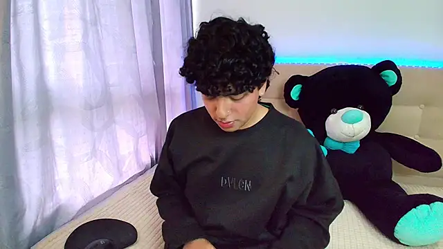  nickconnor01 online show from December 30, 2024, 8:58 pm