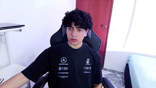  nickconnor01 online show from March 7, 2025, 9:27 pm