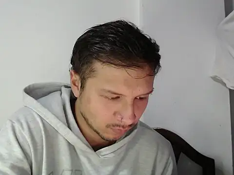 andy loverxx online show from December 16, 2025, 10:58 pm