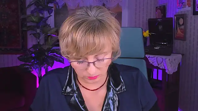 Snapshot of sugar_vivien chatting on September 11, 2025, 1:11 pm sugar vivien online show from September 11, 2025, 1:11 pm