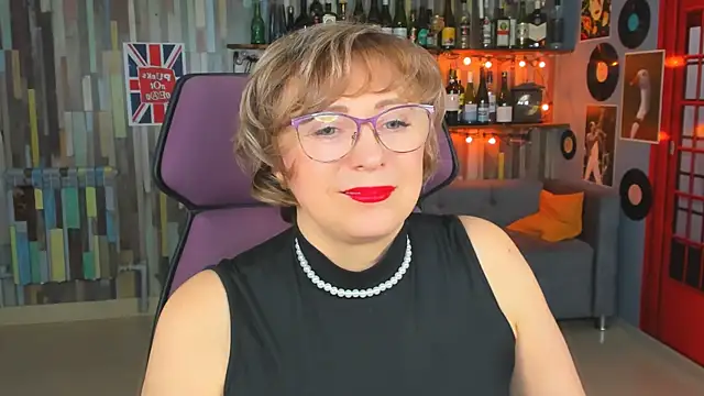 Snapshot of sugar_vivien chatting on November 26, 2025, 1:33 pm sugar vivien online show from November 26, 2025, 1:33 pm