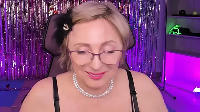 Snapshot of sugar_vivien chatting on March 19, 2025, 3:29 pm sugar vivien online show from March 19, 2025, 3:29 pm