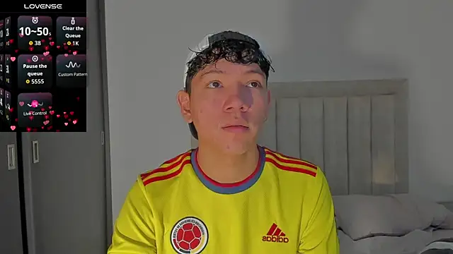 JulianRose 1 online show from July 7, 2026, 11:58 am