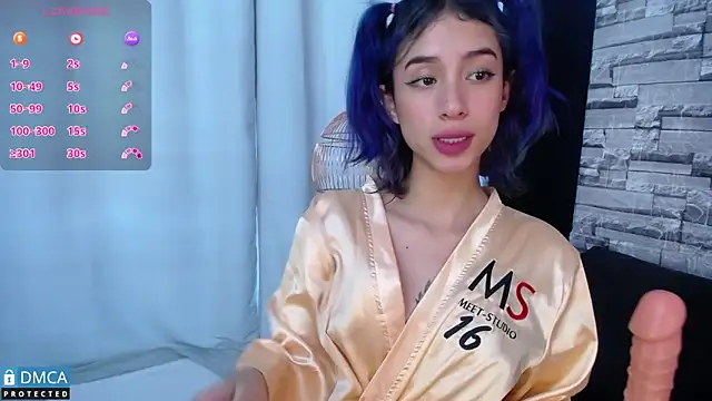 BellaOdisea online show from March 12, 2025, 9:13 pm