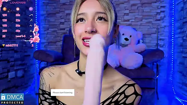 Snapshot of BellaOdisea chatting on May 15, 2026, 7:23 pm BellaOdisea online show from May 15, 2026, 7:23 pm