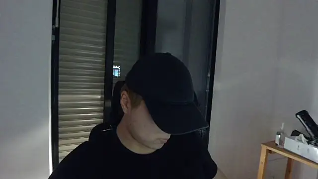 Tkcqcc online show from March 10, 2025, 1:43 pm