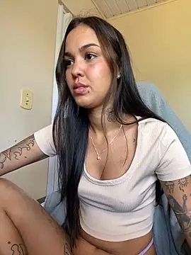 Snapshot of poliannaxx chatting on September 11, 2025, 2:17 pm poliannaxx online show from September 11, 2025, 2:17 pm