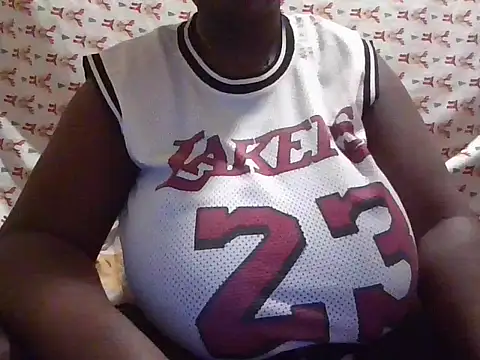 Snapshot of pritty-leila chatting on January 17, 2026, 9:35 am pritty-leila online show from January 17, 2026, 9:35 am