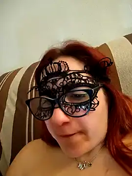 xxcatwomanxx online show from February 6, 2025, 8:34 pm