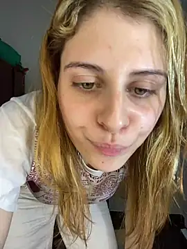 FlorBich online show from January 7, 2025, 2:42 am