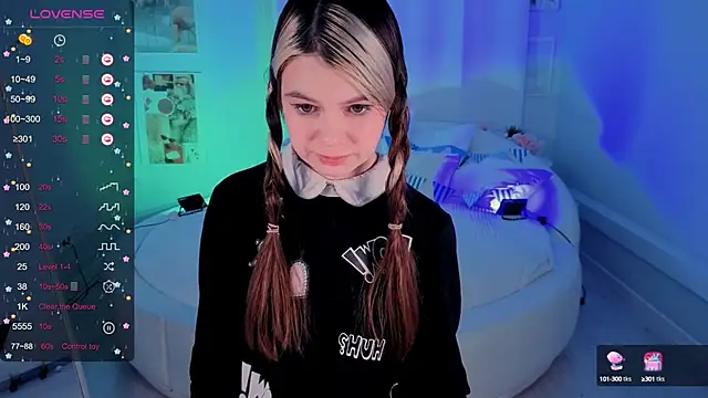 Lil Amelie online show from September 27, 2025, 2:23 pm