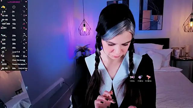 Lil Amelie online show from October 7, 2025, 7:42 am