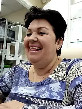 FantasyMichelle online show from January 8, 2025, 7:55 am