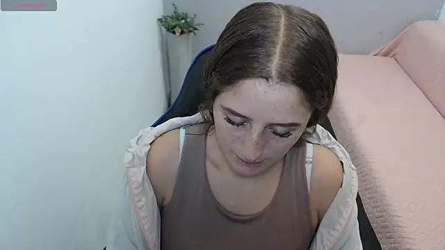 Snapshot of valerie_diaz1 chatting on February 7, 2026, 1:41 pm valerie diaz1 online show from February 7, 2026, 1:41 pm