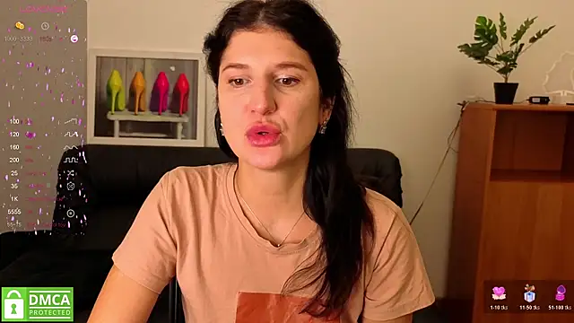 Snapshot of Alianna_Solo_Kisses chatting on January 19, 2026, 12:31 pm Alianna Solo Kisses online show from January 19, 2026, 12:31 pm