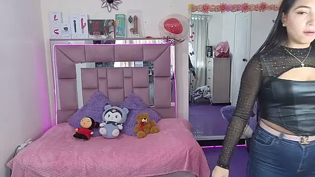 AriadnaCappelletty online show from September 27, 2025, 3:51 pm