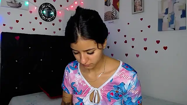 floweer  online show from March 7, 2025, 1:51 pm