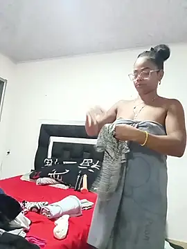 Melanie candy  online show from March 15, 2026, 12:50 am