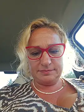 Snapshot of VirginiaNurse chatting on July 12, 2026, 3:35 pm VirginiaNurse online show from July 12, 2026, 3:35 pm