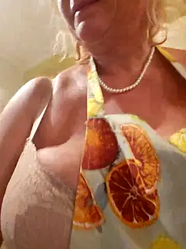 VirginiaNurse online show from November 28, 2025, 8:09 pm