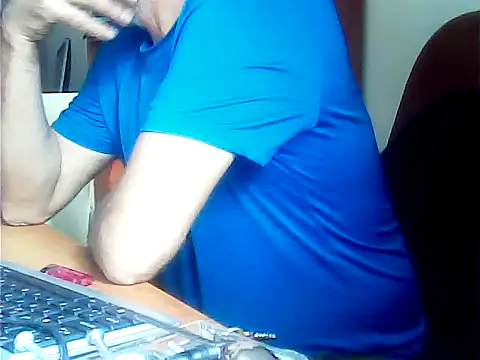 Snapshot of zormen355 chatting on July 9, 2026, 3:22 pm zormen355 online show from July 9, 2026, 3:22 pm