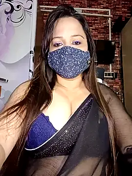 albelasummi702 online show from September 10, 2025, 2:32 am