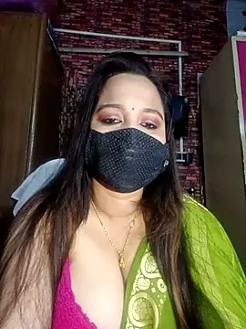 albelasummi702 online show from February 19, 2025, 2:01 pm