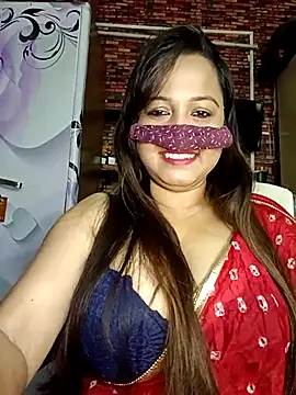 albelasummi702 online show from September 18, 2025, 2:36 am