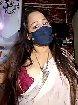 albelasummi702 online show from December 4, 2025, 2:43 am