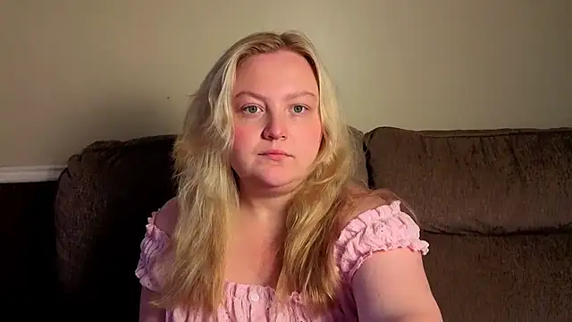 PhatAssBlond online show from July 15, 2026, 6:04 pm