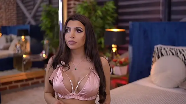 NicoleCellini online show from March 22, 2025, 10:04 pm