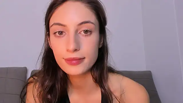 Melanie Angel online show from December 20, 2025, 3:04 pm