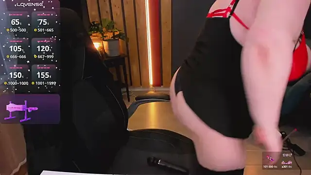 Kristy Rayyy online show from March 22, 2025, 2:03 pm