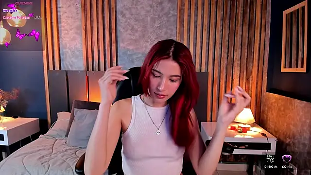 Christina Johns online show from February 4, 2025, 1:48 pm